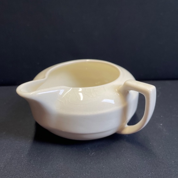 Vintage Gravy Boat - Picture 2 of 3